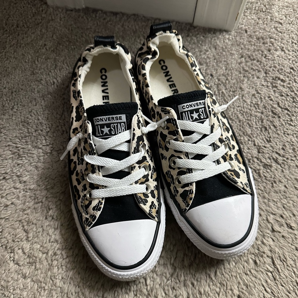 COPY - Women’s low top converse. Leopard print, size 8